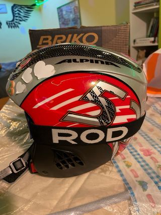 Casco da sci per bambini dell’alpina