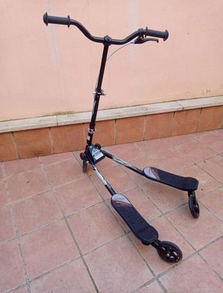 Patinete Scooter de 3 ruedas.