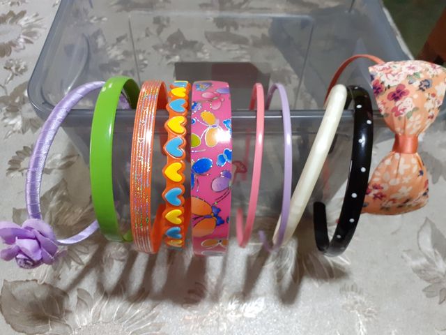 n. 20 Cerchietti per capelli