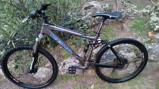 Bicicleta enduro kona doble suspensión