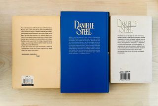 DANIELLE STEEL. 3 novelas románticas 5€