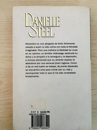 DANIELLE STEEL. 3 novelas románticas 5€
