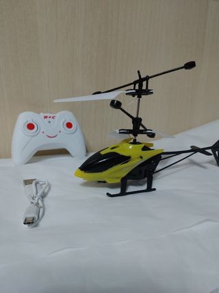 Helicoptero radiocontrol a estrenar