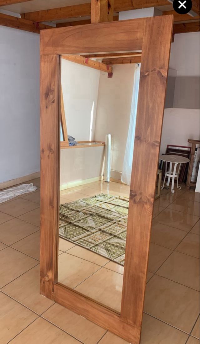 Nuovo specchio in legno naturale