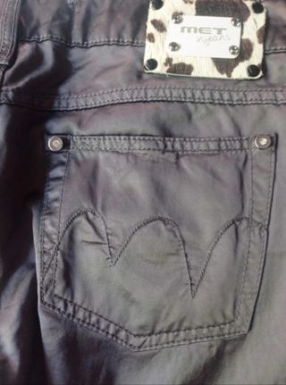 Pantalón satinado talla 38