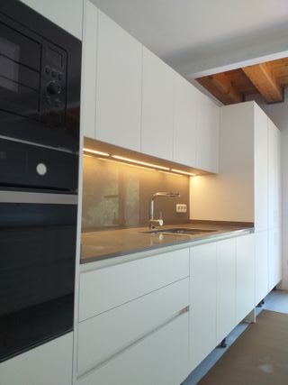 REFORMA DE COCINAS D`CORMAN