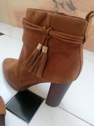 Botines de tacón