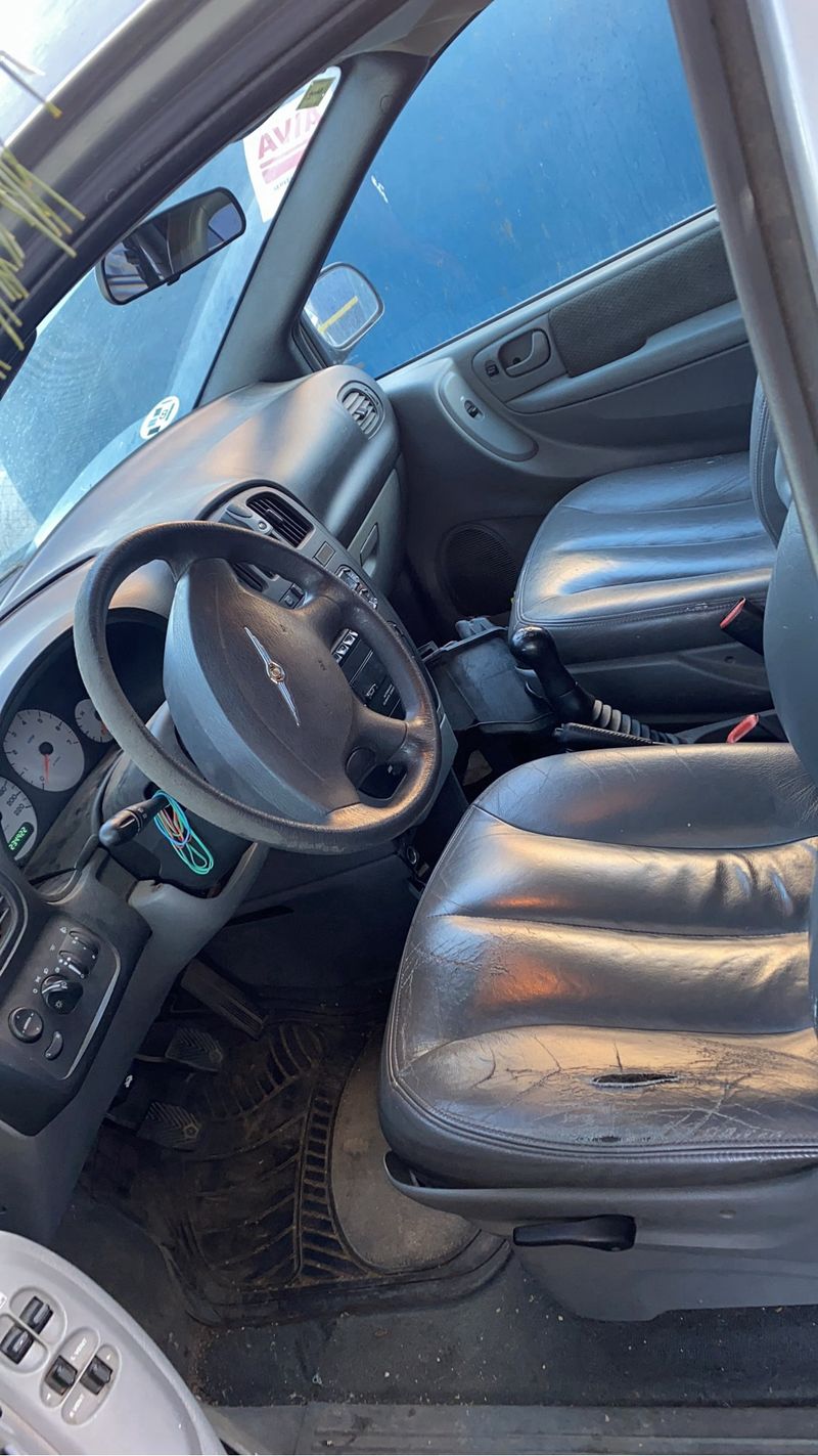 Chrysler Voyager 2005 - foto 1