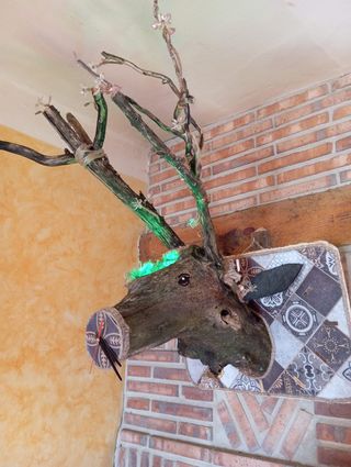 Cabeza de ciervo artesanal