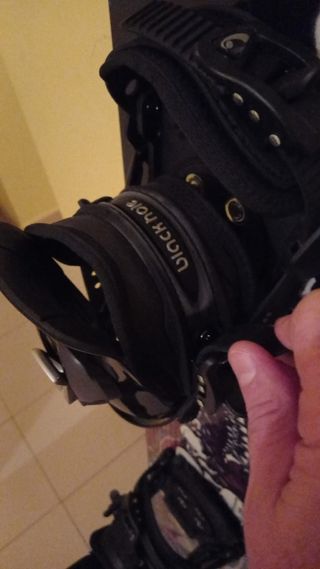 Tabla 1.56cm snow y ataduras Black Hole