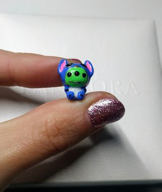 Charm alienígena disfraz Stitch Disney