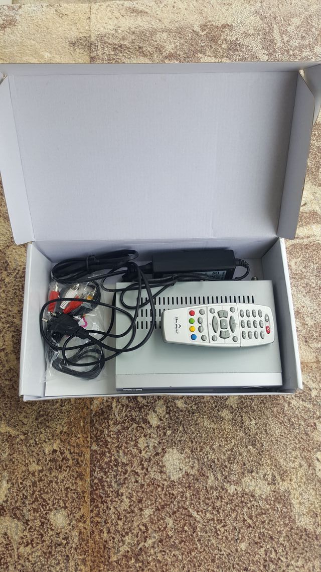 Sintonizzatore di canali satellitari