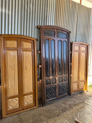 Antigua puerta de calle