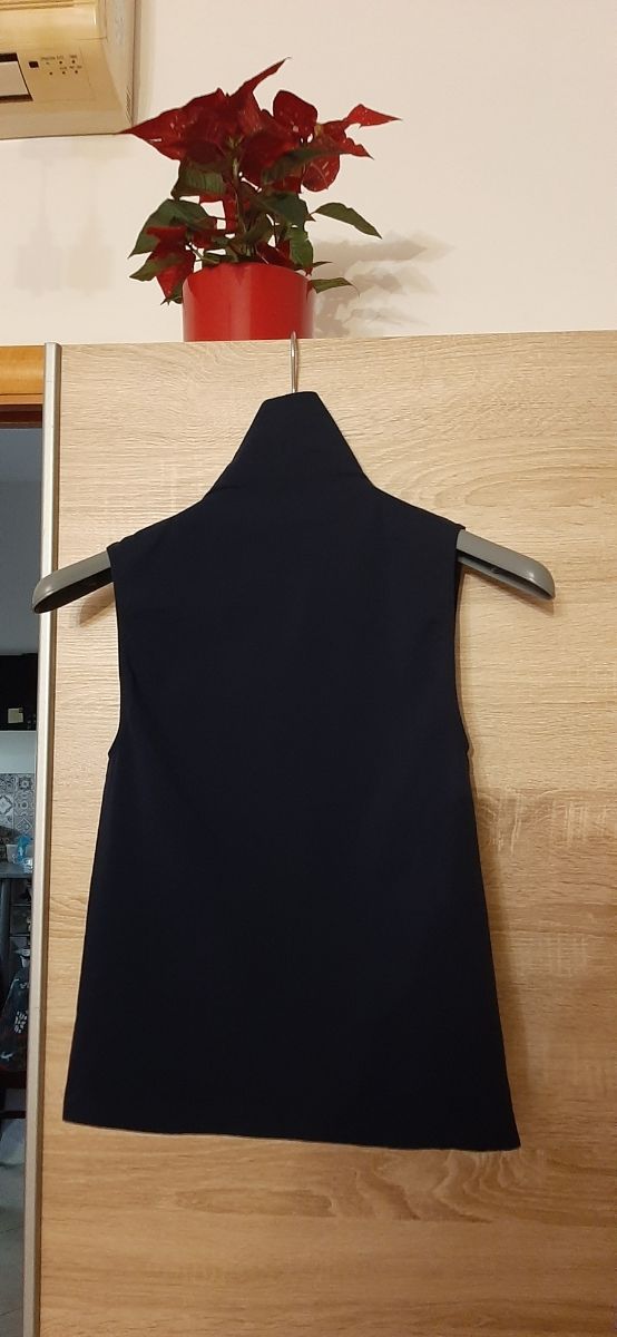 Dolcevita blu smanicato