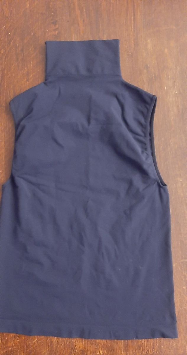 Dolcevita blu smanicato