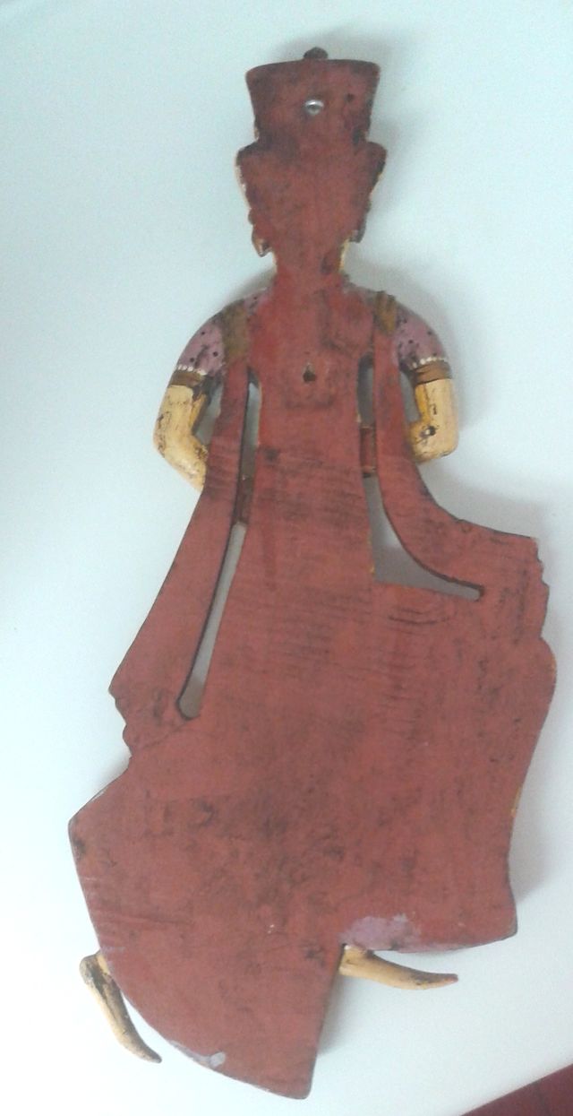 MUÑECA EN MADERA POLICROMADA RAJASTAN INDIA