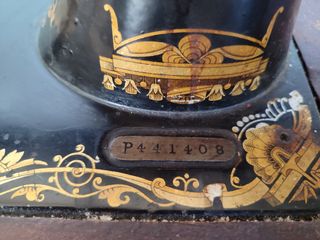 Maquina de coser Singer