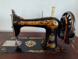 Maquina de coser Singer