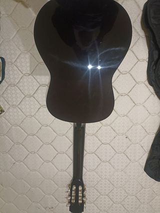 GUITARRA/FUNDAS/AFINADOR/LIBRO/CD/CUERDAS
