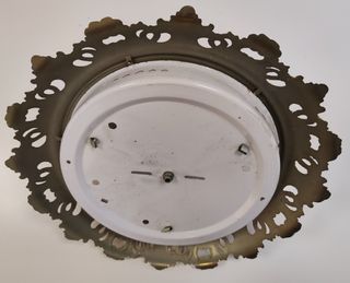 Lámpara de techo con marco dorado