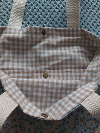 Bolsa artesanal nueva de flores y vichy