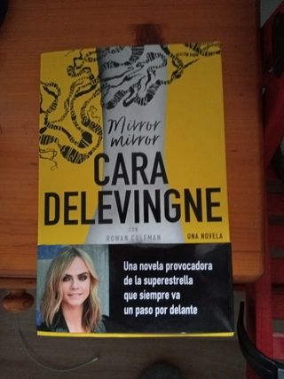 Libro Cara Levigne
