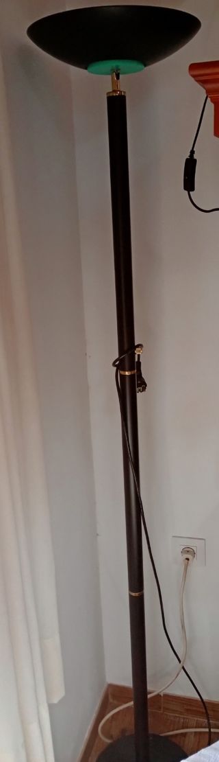 LÁMPARA