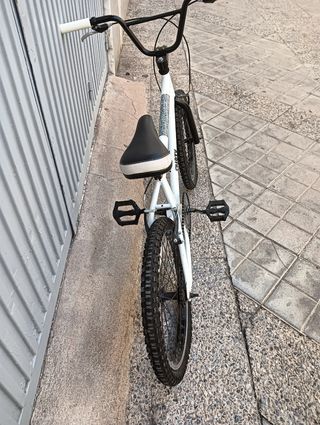 Bicicleta niño/a mediana