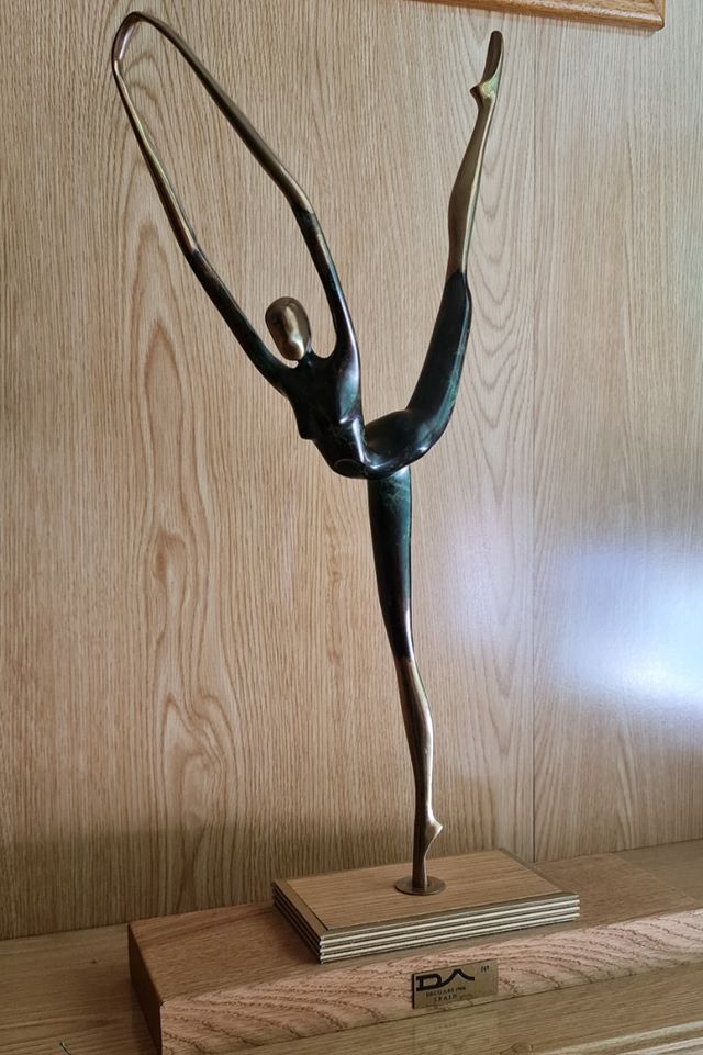 ESPECTACULAR Escultura Bailarina Bronce Deco Art