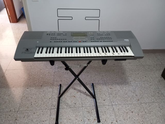 Piano marca KORG