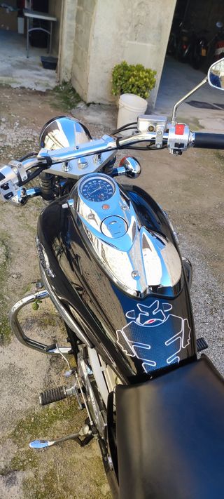 Moto Kymco venox 250cc. Inyección 