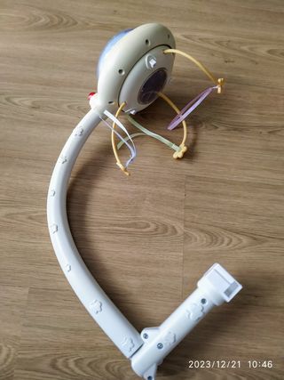 Móvil musical con luces