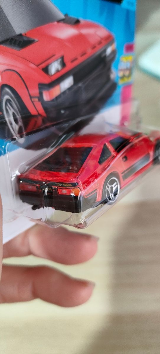 Hot Wheels 82 Toyota Supra