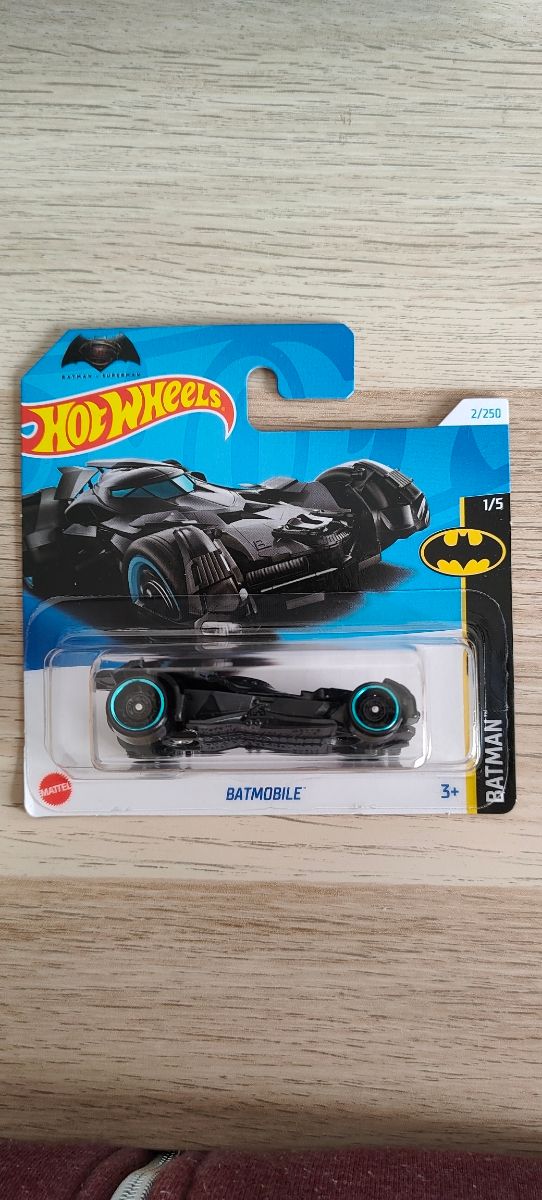Hot Wheels Batmobile