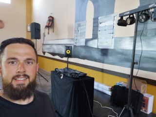 Ofrezco servicios de Dj