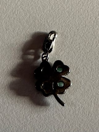 Charm braccialetto quadrifoglio portafortuna