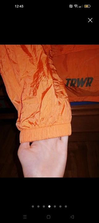 Chubasquero naranja