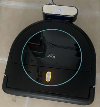 robot friegasuelos aspiradora Hobot 668