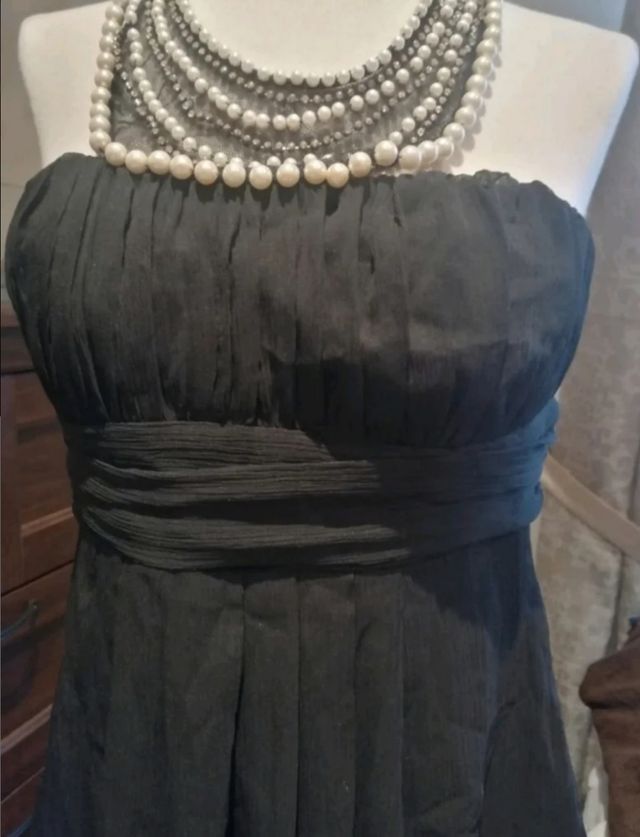 Precioso vestido gasa drapeada