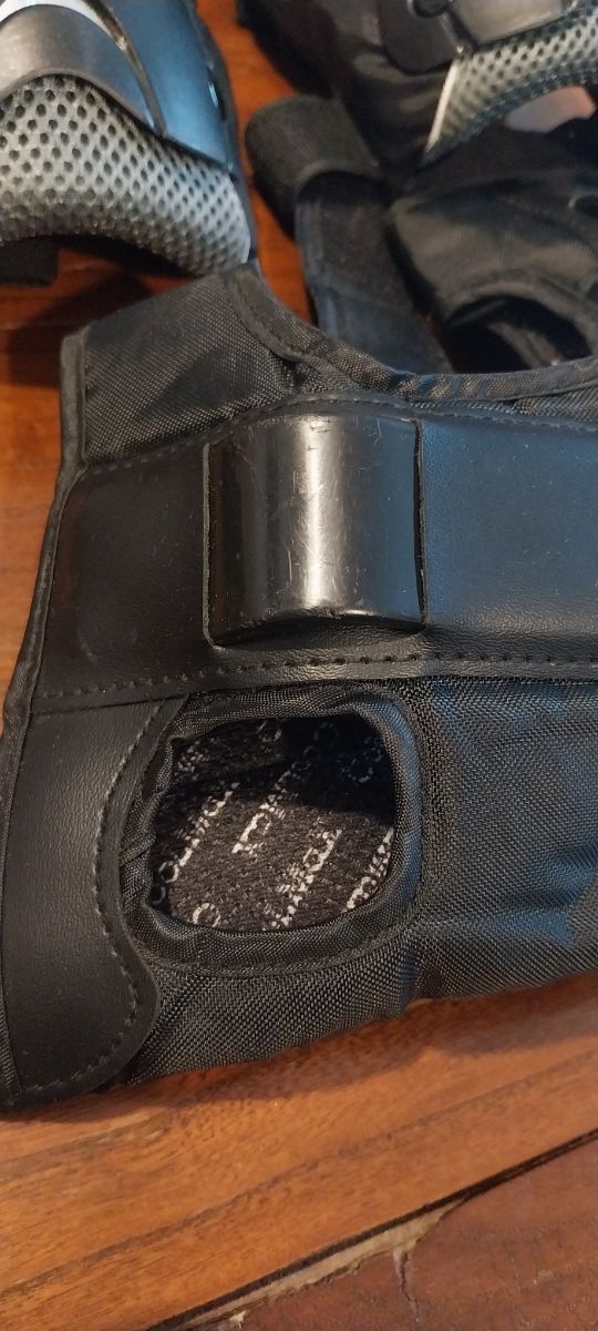 Rodilleras y muñequeras patinaje,negro reflectante