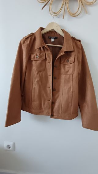 Cazadora y Falda de Ante marrón nuevos