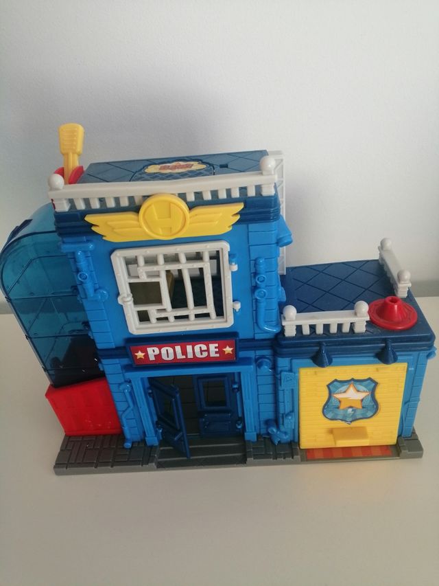 Comisaria Superzings