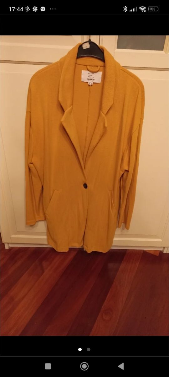 Chaqueta algodón 100% .mostaza