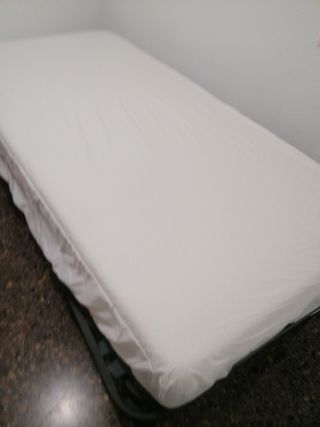 CAMA ARTICULADA  CON COLCHON NUEVO SIN USAR..