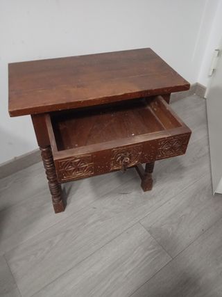 Mesita Auxiliar Madera Rústica con Cajón