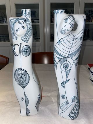 Sargadelos figuras Antropomórficas fileteadas