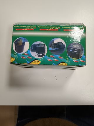 Comedero automático para acuario