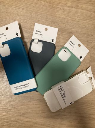 4 FUNDES IPHONE 11 PRO