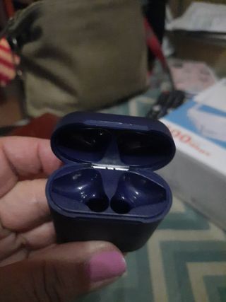 Caja de carga auriculares