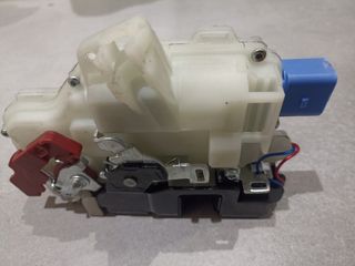 CERRADURA DELANTERA IZQUIERDA SEAT ALTEA